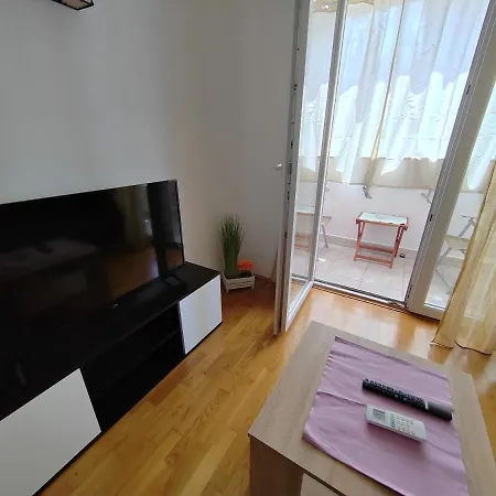 Ivano-free Parking - Self Check In Apartamento Zadar